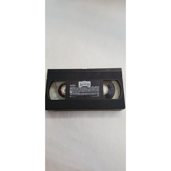 The Aristocats VHS Tape - Walt Disney Masterpiece - Picture 5 of 8